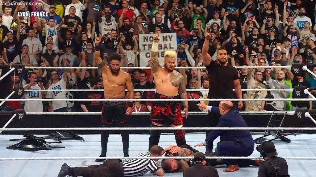 wwe-bloodline.jpg