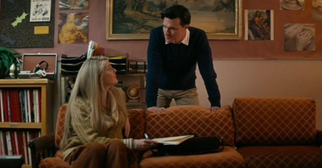 finn-wittrock-downtown-owl-character.jpg