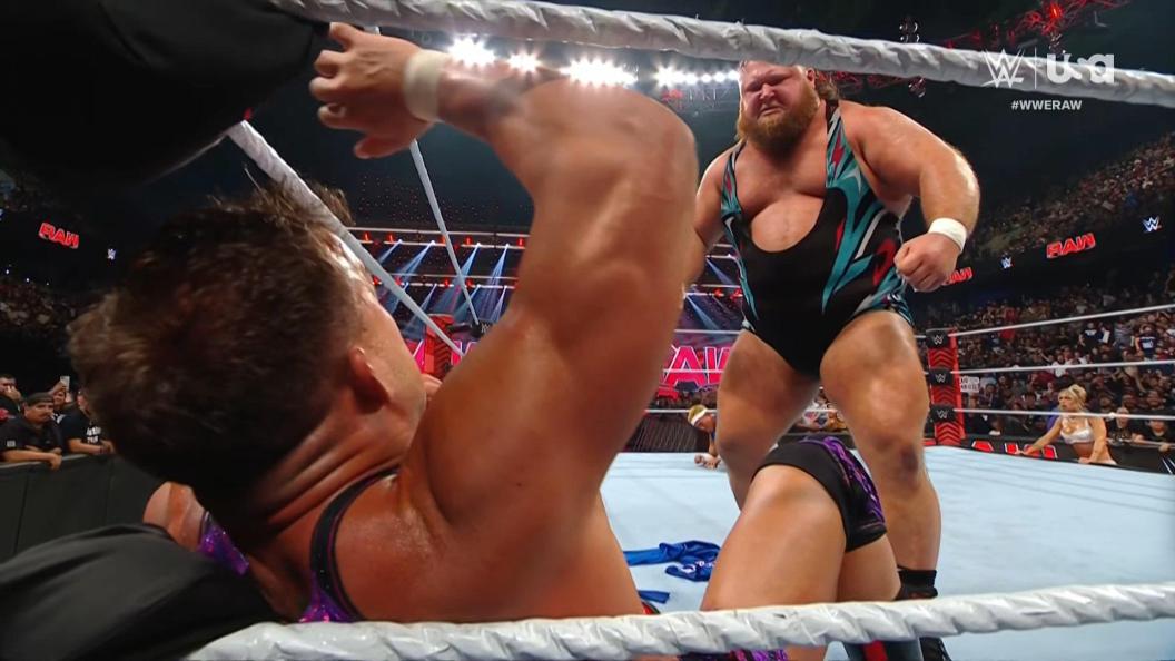 otis-chad-gable-wwe-raw.jpg