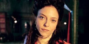 Buffy the Vampire Slayer Star Juliet Landau Launches Rewatch Podcast