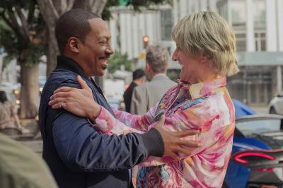 bronson-pinchot-eddie-murphy-beverly-hills-cop-axel-f.jpg