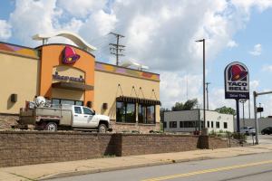 Taco Bell AI to Start Taking Drive Thru Orders