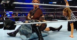 WWE’s Bayley Makes Surprise Return, Nia Jax Retains Women’s Title on SmackDown