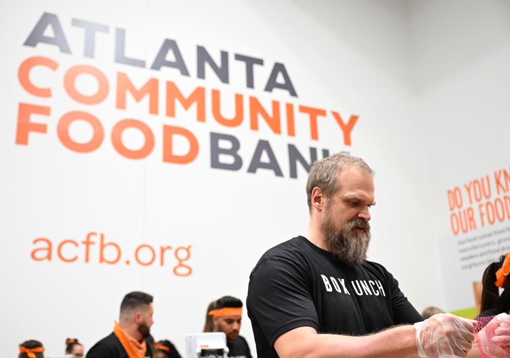 BoxLunch Giving Ambassador David Harbour Volunteers at the Atlanta Community Food Bank to support Feeding America – 13 Sep 2024