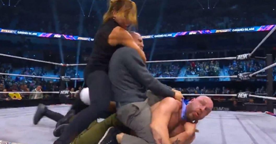 aew-bryan-danielson-mox.jpg