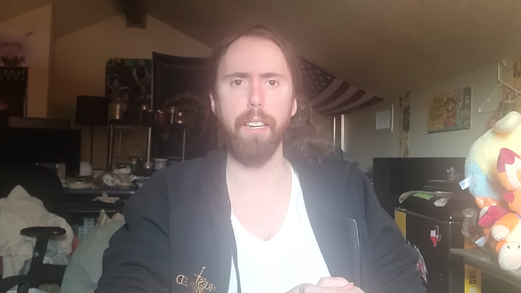 Asmongold Addresses Twitch Ban, Apologizes for Controversial Comments