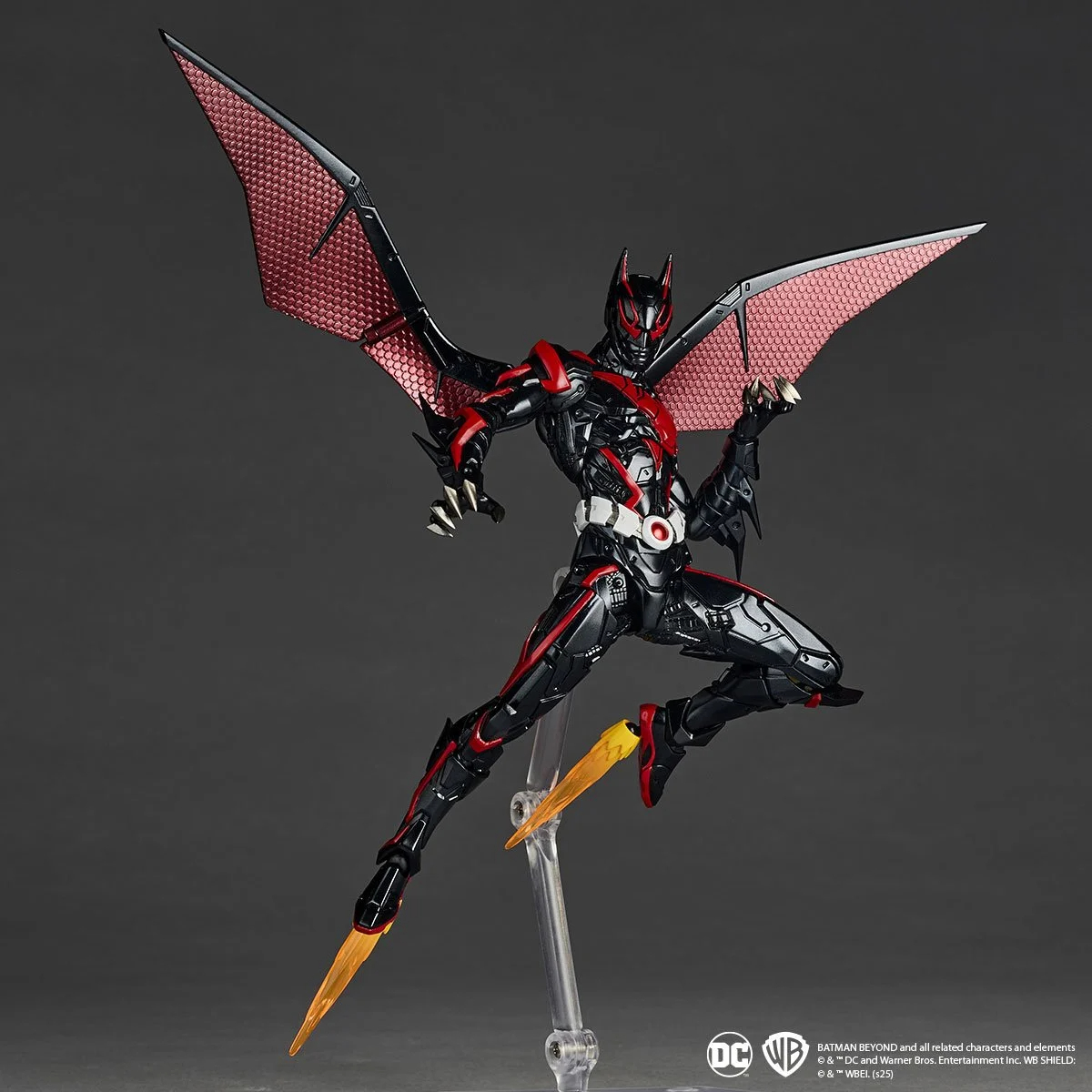 Batman Beyond Revoltech Amazing Yamaguchi Figure Arrives In The U.S.