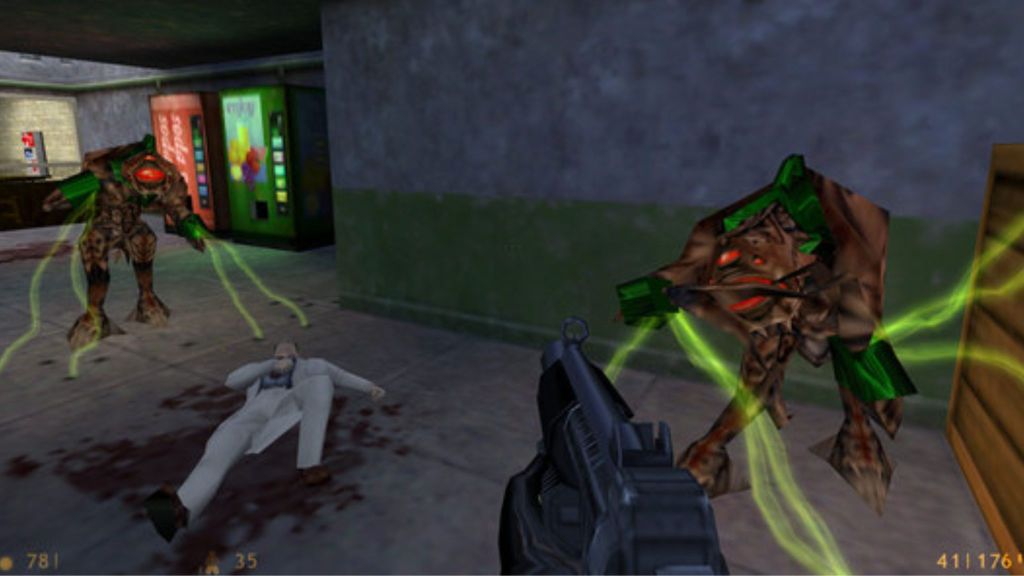 Half-Life Screenshot