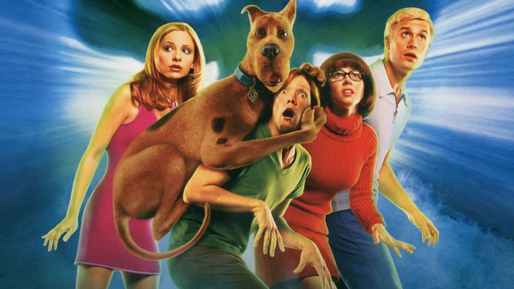 Linda Cardellini as Velma, Freddie Prinze Jr and Fred, Sarah Michelle Gellar as Daphne, Matthew Lillard as Shaggy, and Scooby-Doo in James Gunn's live-action movie