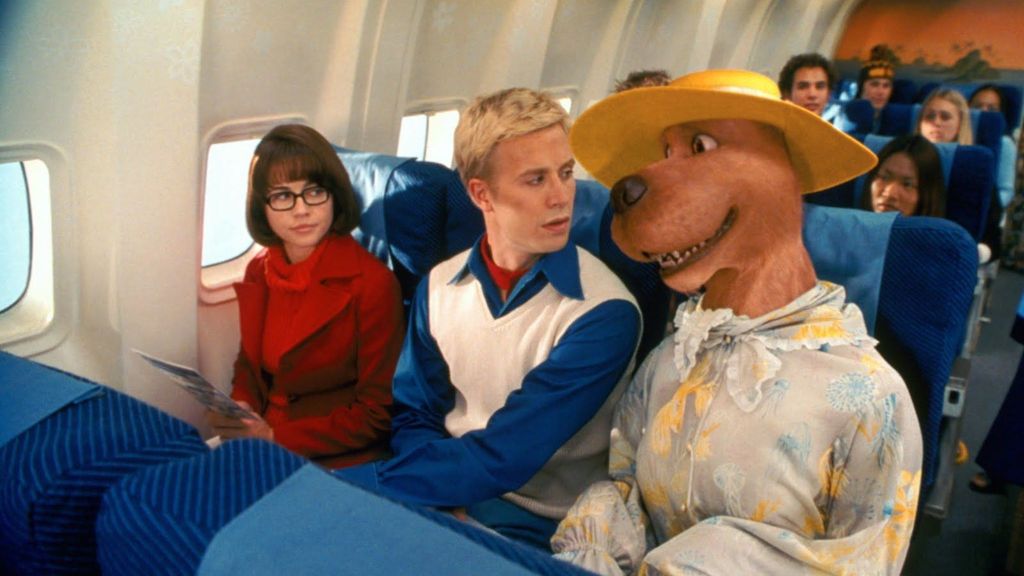 Linda Cardellini as Velma, Freddie Prinze Jr and Fred, and Scooby-Doo in James Gunn's live-action movie