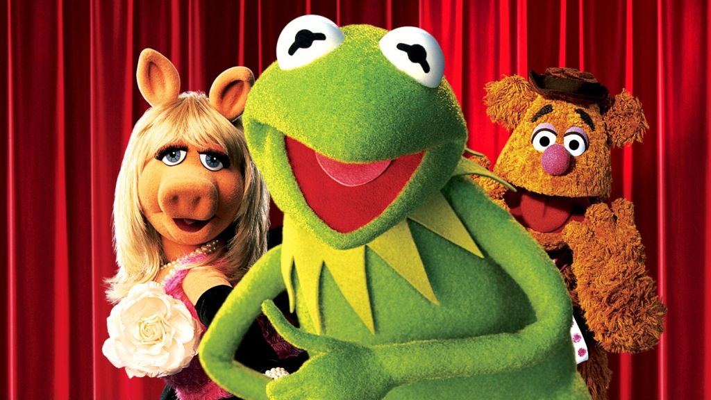 Kermitt, Miss Piggy y Fozzie en el show de Muppets