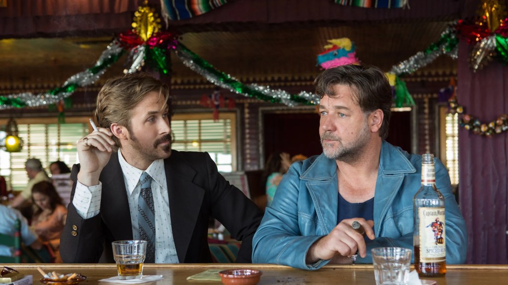 Ryan Gosling and Russel Crowe drink in The Nice Guys