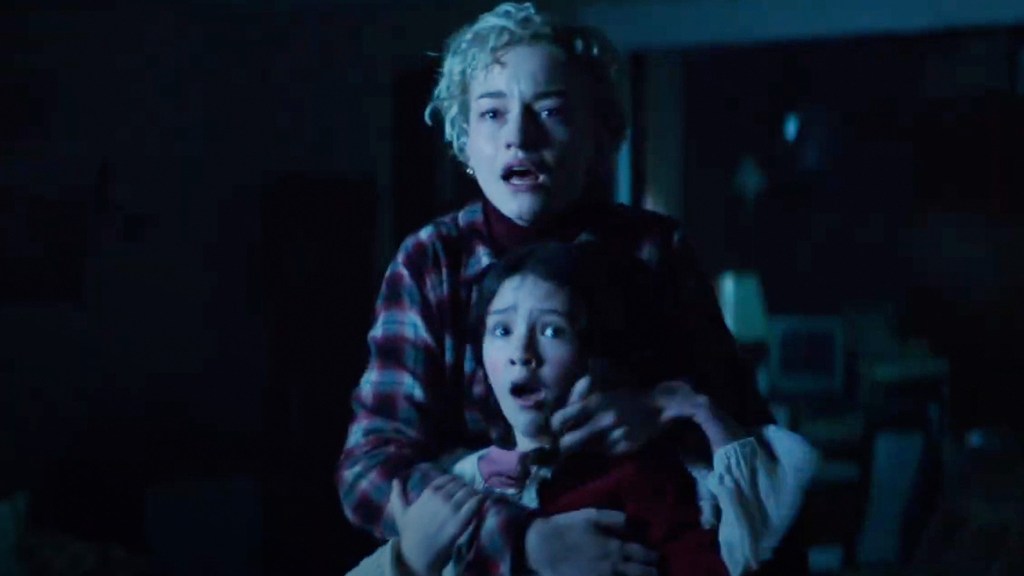 Julia Garner in Wolf Man 