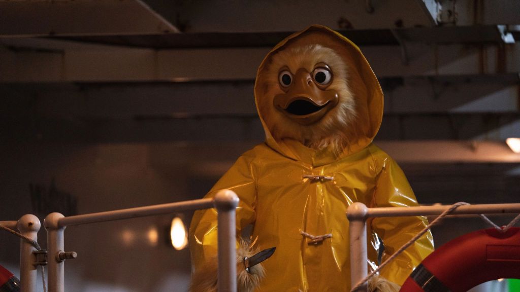 A killer in a duck costume in Wreck