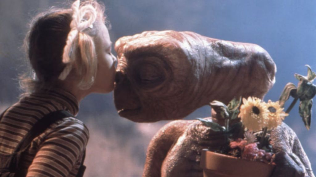 Drew Barrymore saying farewell to ET in ET in Steven Spielberg's ET the Extra-Terrestrial