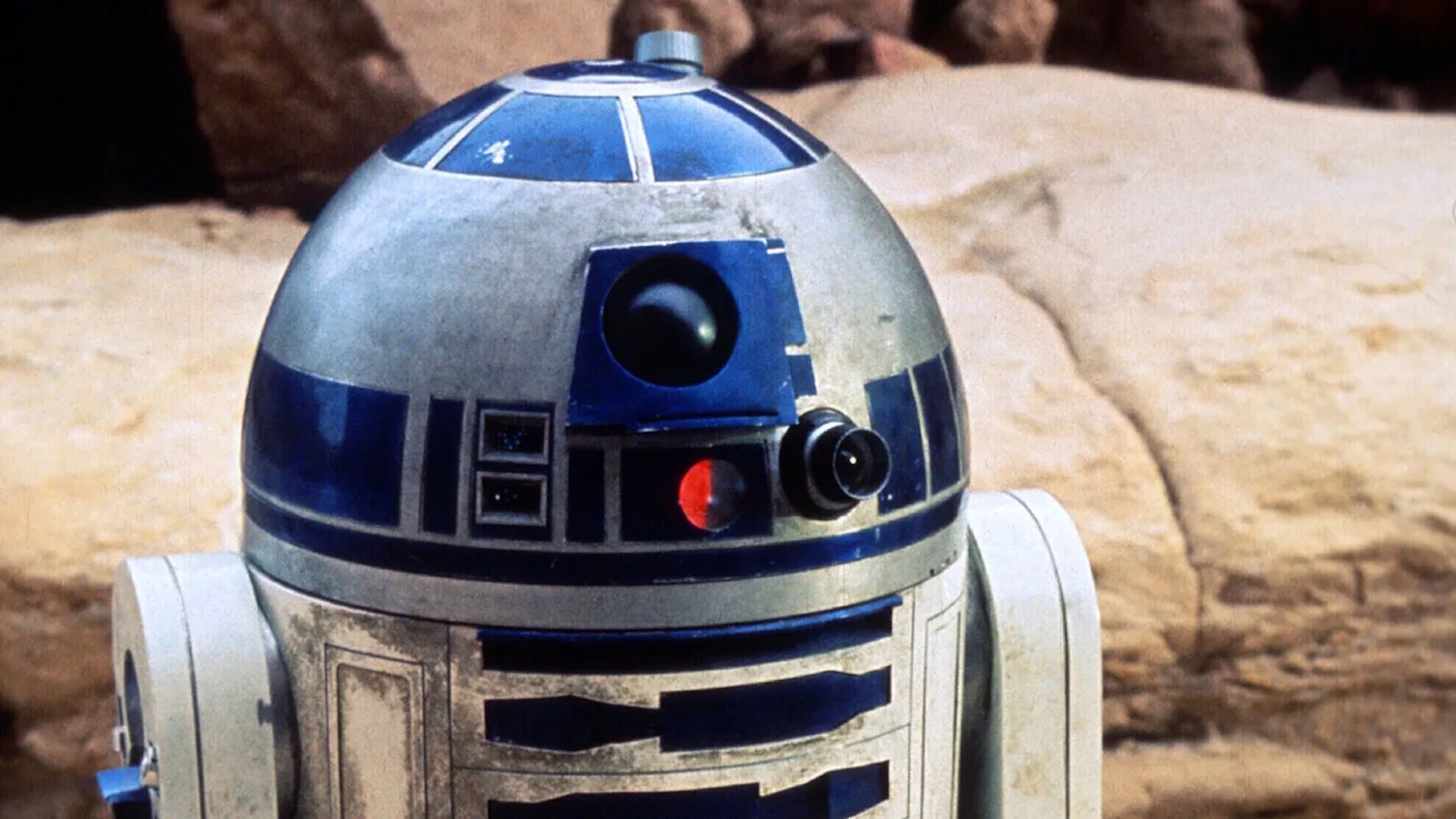 9 Years Later, Star Wars Fans Are Still Wrong About an R2-D2 Plot Hole