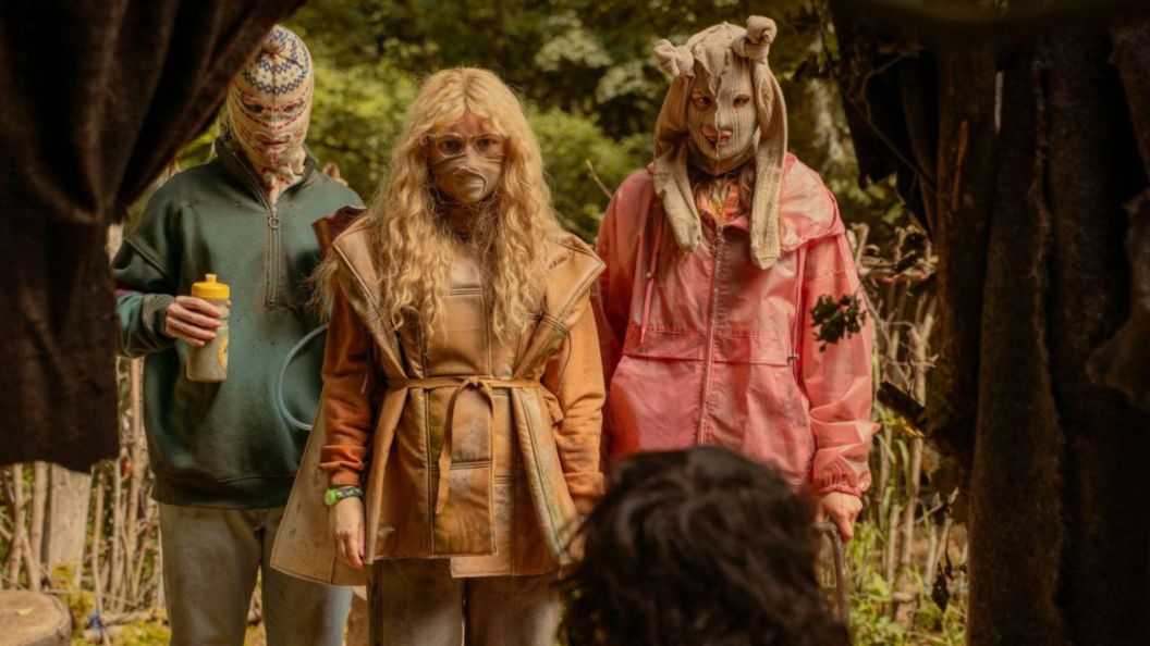 Sammi Hanratty as Misty and other masked teenagers in Yellowjackets Season 3 Episode 6