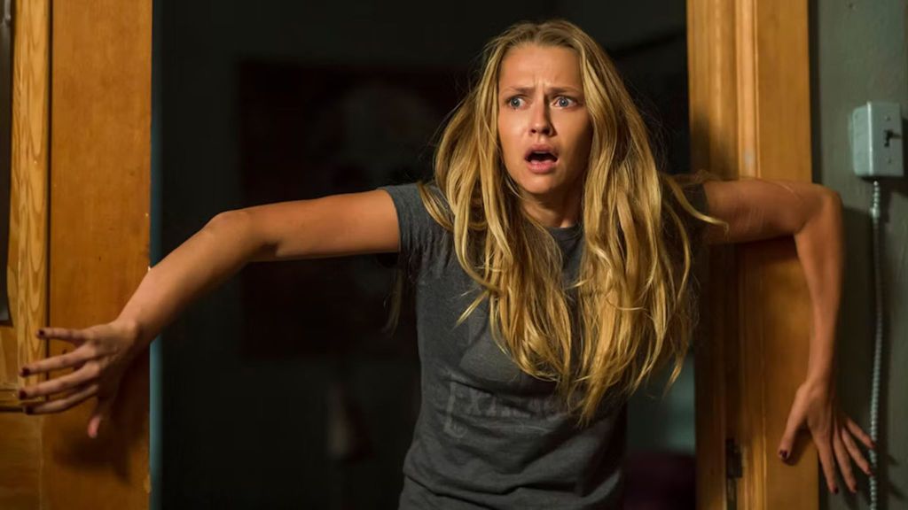 Teresa Palmer in 2016's Lights Out