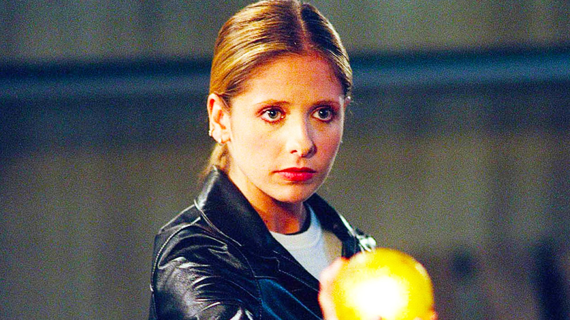 Buffy Star Sarah Michelle Gellar Is Helping Train the New Slayer in Real Life