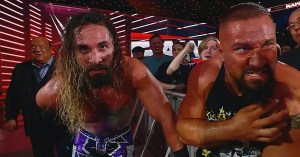 Returning Star Costs Seth Rollins the WWE Title on Raw