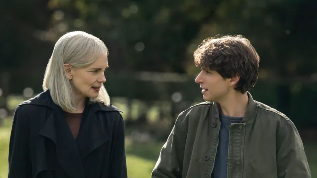 Nicholas Denton as Guy Anatole and Elizabeth McGovern as Helen in Talamasca