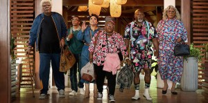 New Netflix Comedy Continues Streaming Domination Despite 15% Rotten Tomatoes Score