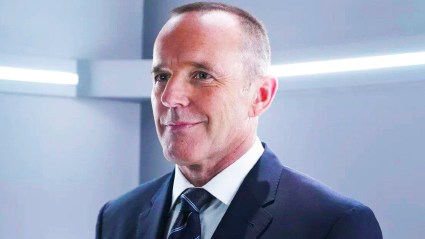 Phil Coulson's LMD waking up in Agents of SHIELD
