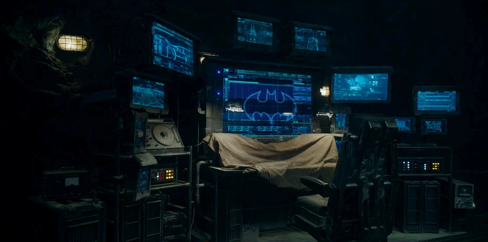 10 Best Batman Gadgets in All the Live-Action Movies - ComicBook.com