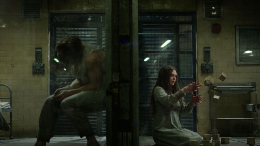 Wanda and Pietro Maximoff in Captain America: Civil War end credits