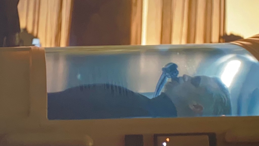 Cobb Vanth (Timothy Olyphant) in a bacta tank in The Book of Boba Fett