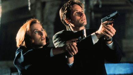 Gillian Anderson as Dana Scully and David Duchovny as Fox Mulder in The X-Files