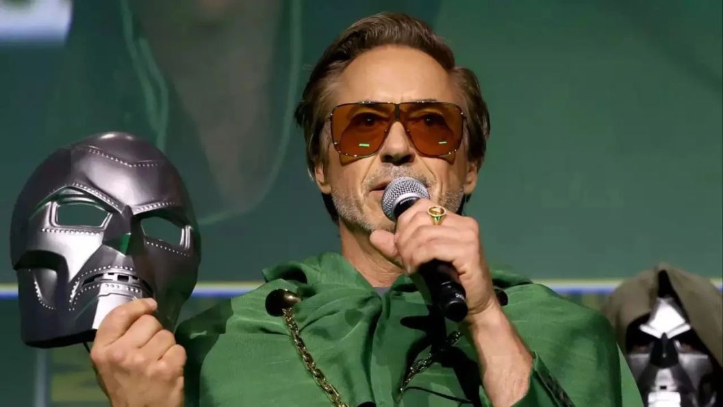 RDJ as Doctor Doom as SDCC.