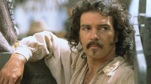 Antonio Banderas’ Best Movie Returns to Streaming (And It’s Free)