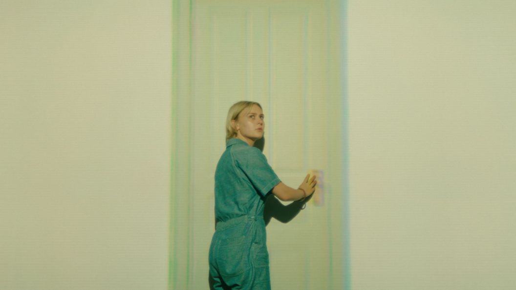 Alyvia Alyn Lind as Leila in Netflix's Wayward