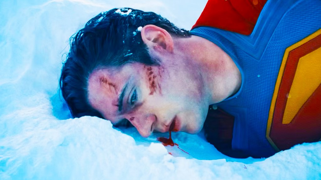 Clark Kent injured in the opening of Superman
