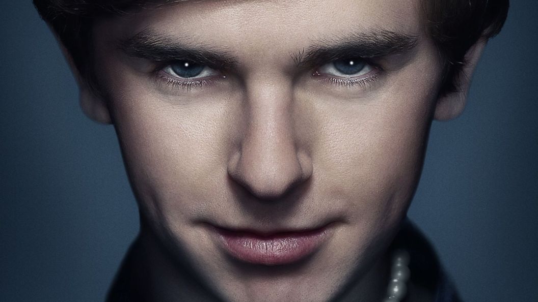Freddie Highmore in Bates Motel