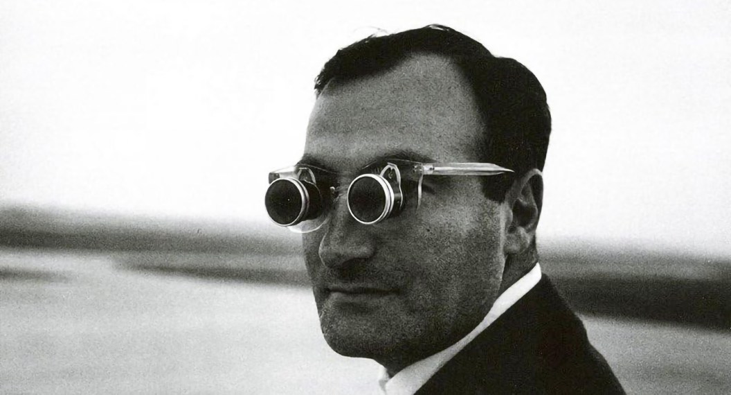 A Future Agent from La Jetée