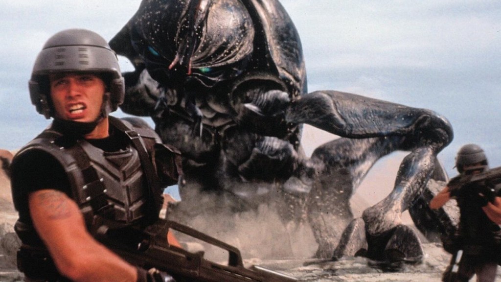 Soldiers fighting aliens in Starship Troopers