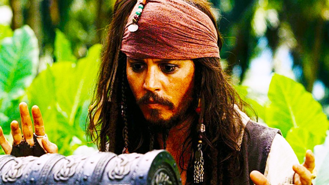 Captain Jack Sparrow with the chest in Pirates of the Caribbean Dead Man's Chest