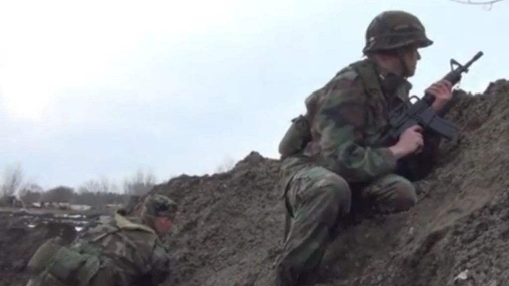 Army gear and fighting in the Eugenics Wars