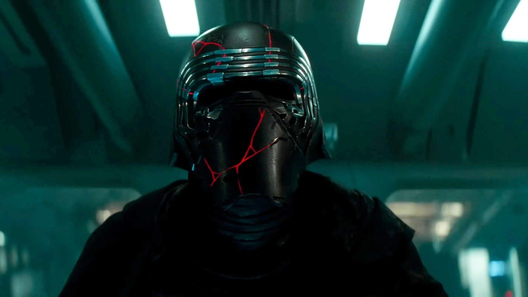 Kylo Ren with repaired mask in Star Wars The Rise of Skywalker