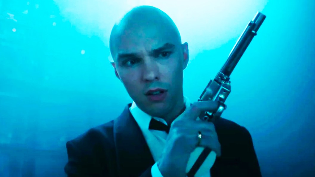 Lex Luthor with a gun in his pocket universe in Superman