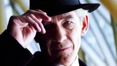Magneto tipping his cap in X-Men
