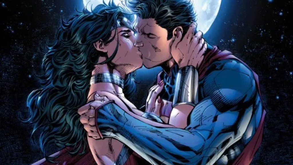 New 52 Superman and Wonder Woman kissing