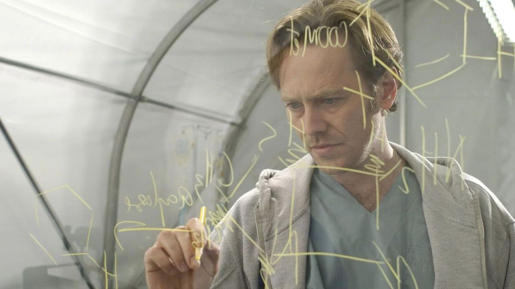 Peter Outerbridge in ReGenesis