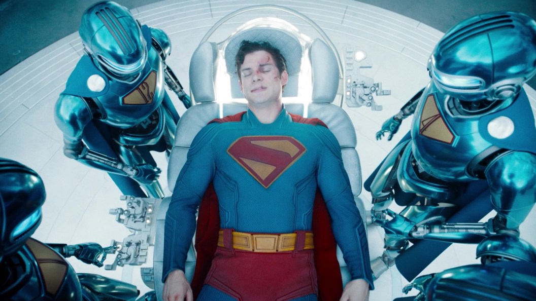 Superman Fortess of Solitude surgery in Superman