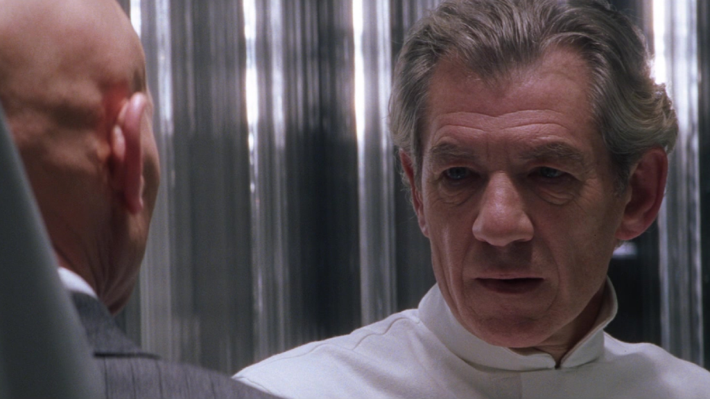 Magneto and Professor X playing chess in X-Men (2000)