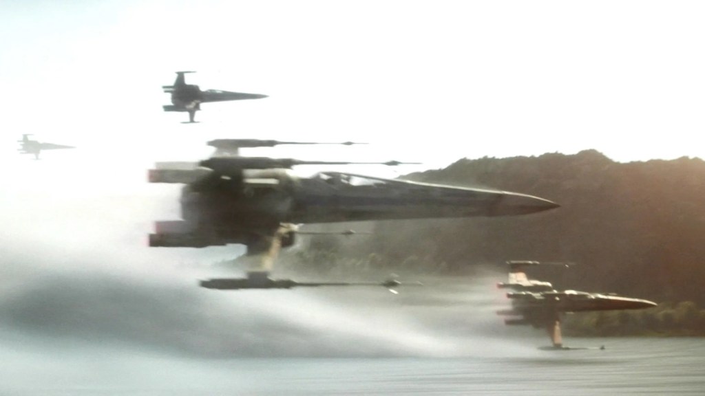 X-wings in flight in Star Wars The Force Awakens
