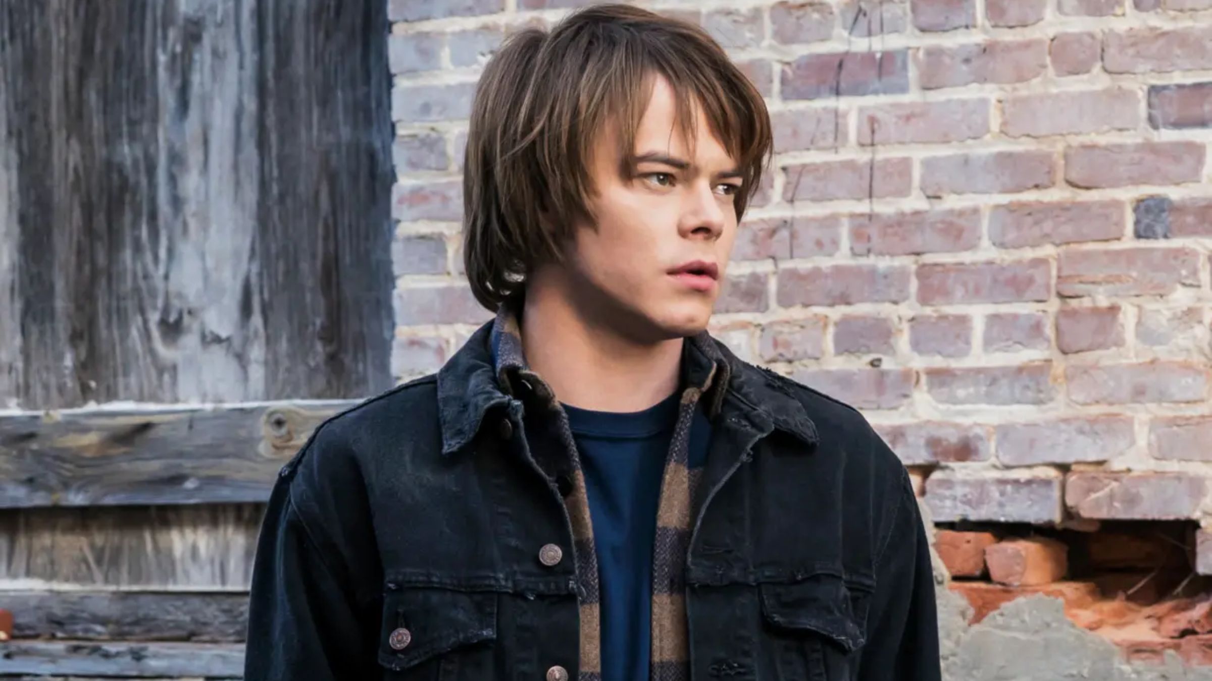 How Old Is Jonathan In Stranger Things Season 1