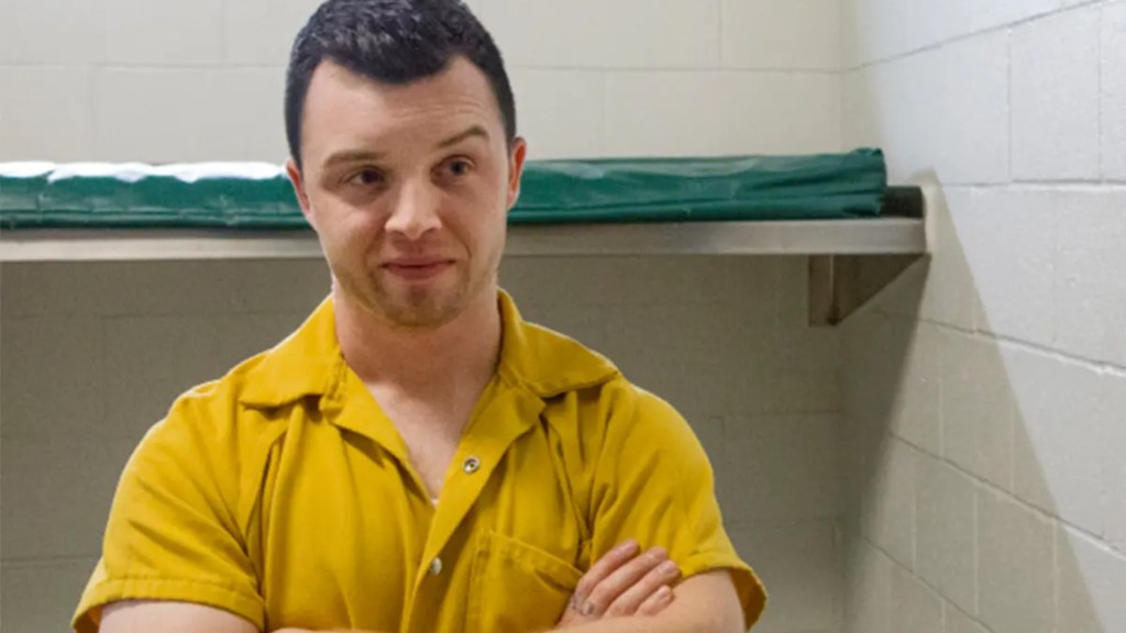 Noel Fisher in Shameless